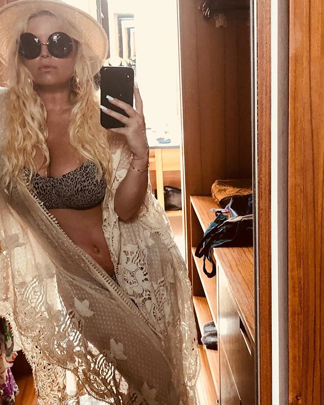 Jessica Simpson in Bikini and Wrap