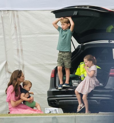 Kate Middleon, Prince George, Princess Charlotte, and Prince Louis
