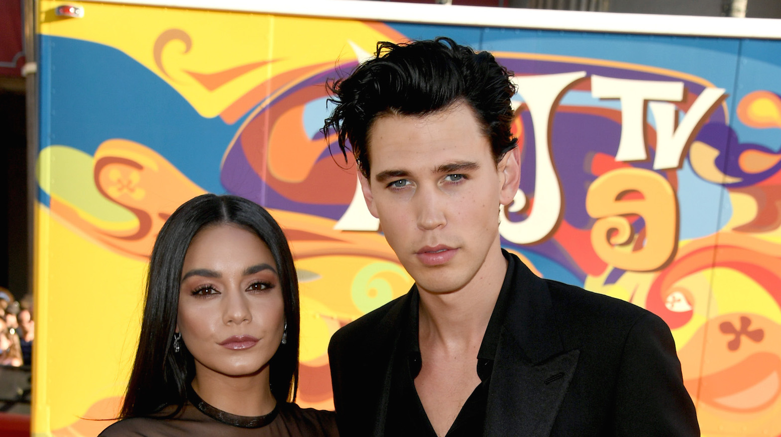 Vanessa Hudgens spotted chatting to ex Austin Butler as they leave Oscars  party  Mirror Online