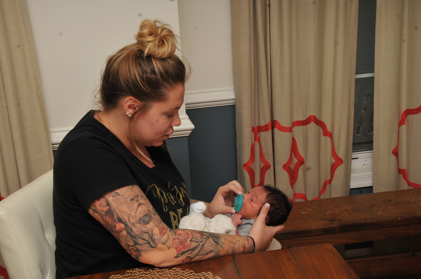 EXCLUSIVE: Kailyn Lowry seen for the first time since giving birth to new baby boy