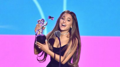Ariana Grande Accepting an Award at the 2018 VMAs