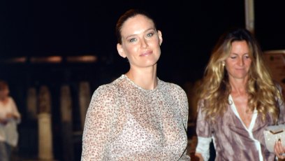 Bar Refaeli Baby Bump