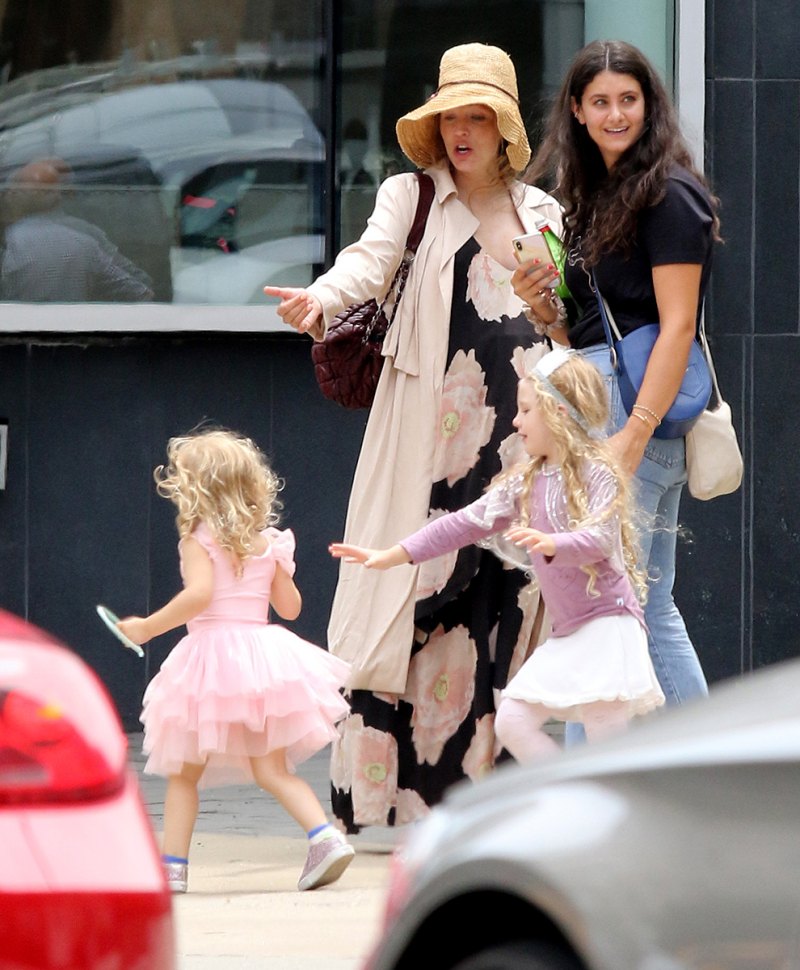 Blake Lively Baby Bump Daughters
