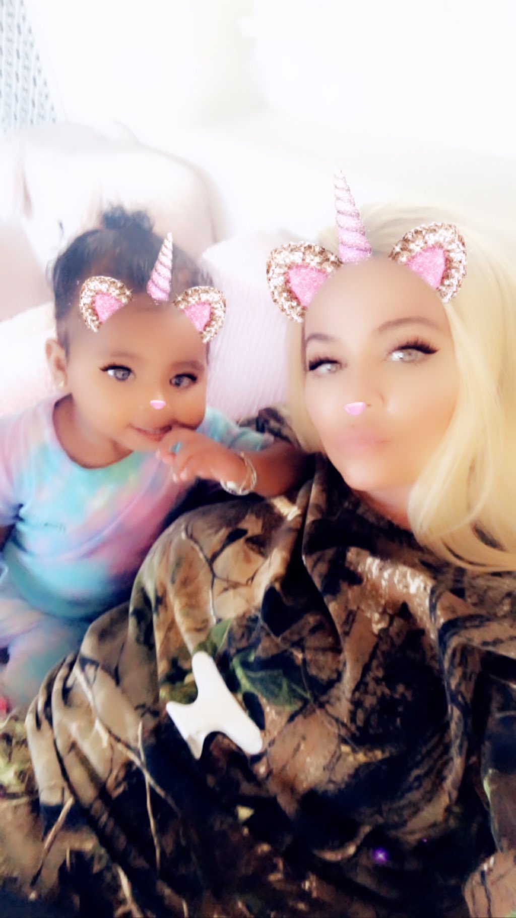 Khloe Kardashian True Thompson Unicorn Selfie