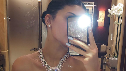 Kylie Jenner Mirror Selfie