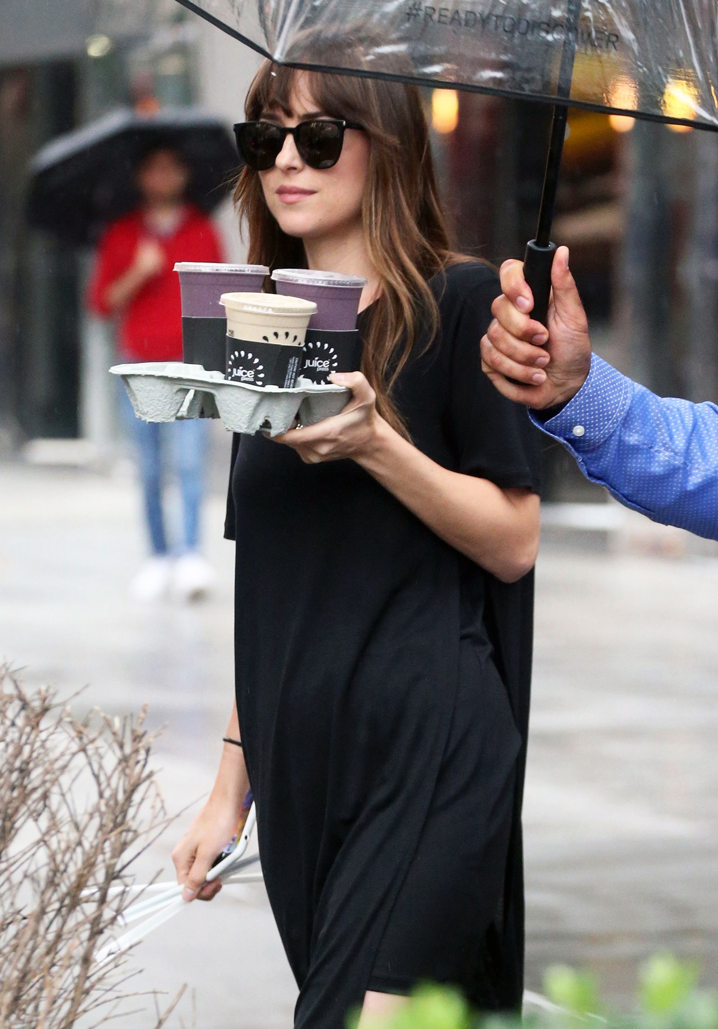 Celebrities Who Drink Coffee: Beyonce, Jennifer Garner and More!