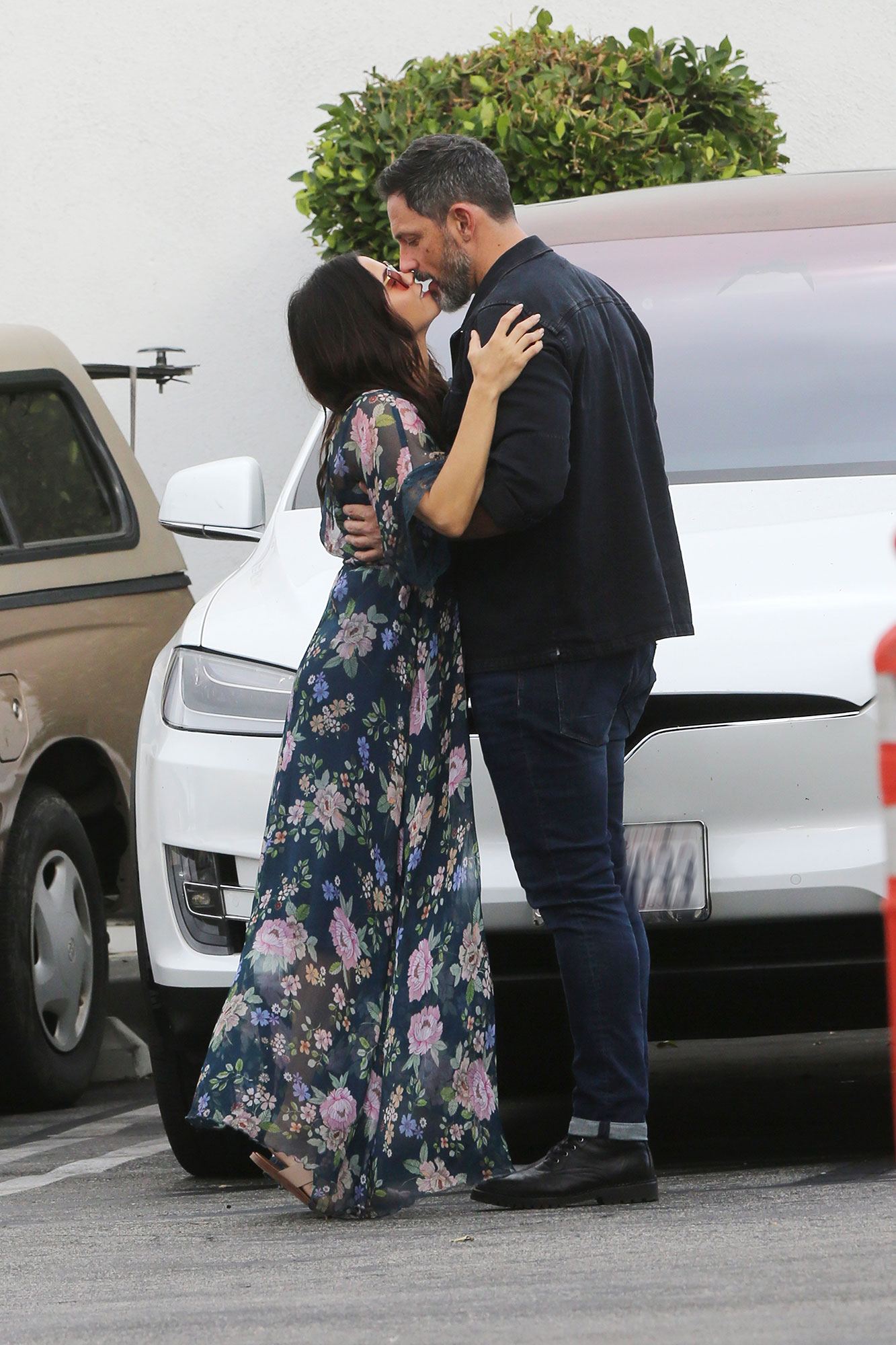 Jenna Dewan and Steve Kazee Take Everly to a Children's Birthday Party