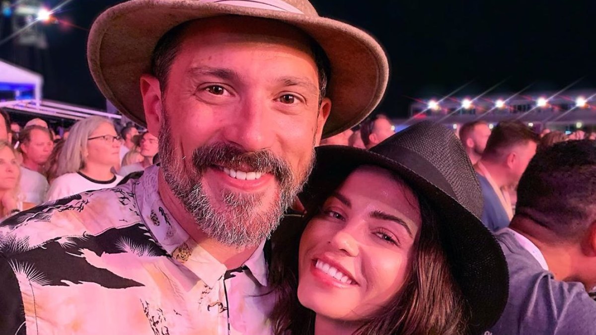 Jenna Dewan Wearing Hats With Steve Kazee