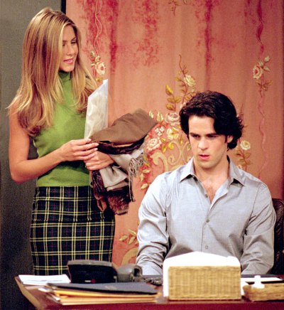 Jennifer Aniston Lose 30 Pounds Before Becoming Rachel Green Friends