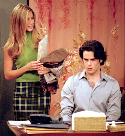 Jennifer Aniston Lose 30 Pounds Before Becoming Rachel Green Friends