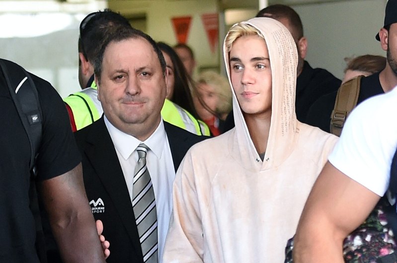 Justin Bieber Out in Hoodie