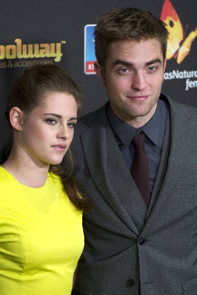 Kristen Stewart and Robert Pattinson at the 'Twilight Saga: Breaking Dawn Part 2' film premiere