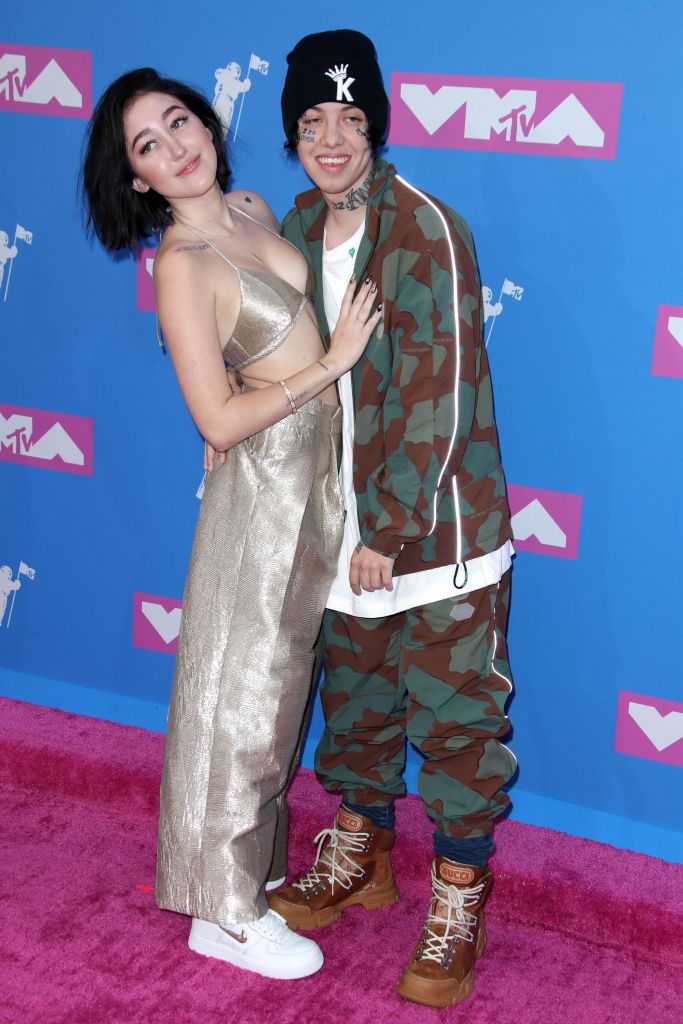 Noah Cyrus and rapper Lil Xan at the 2018 VMAs