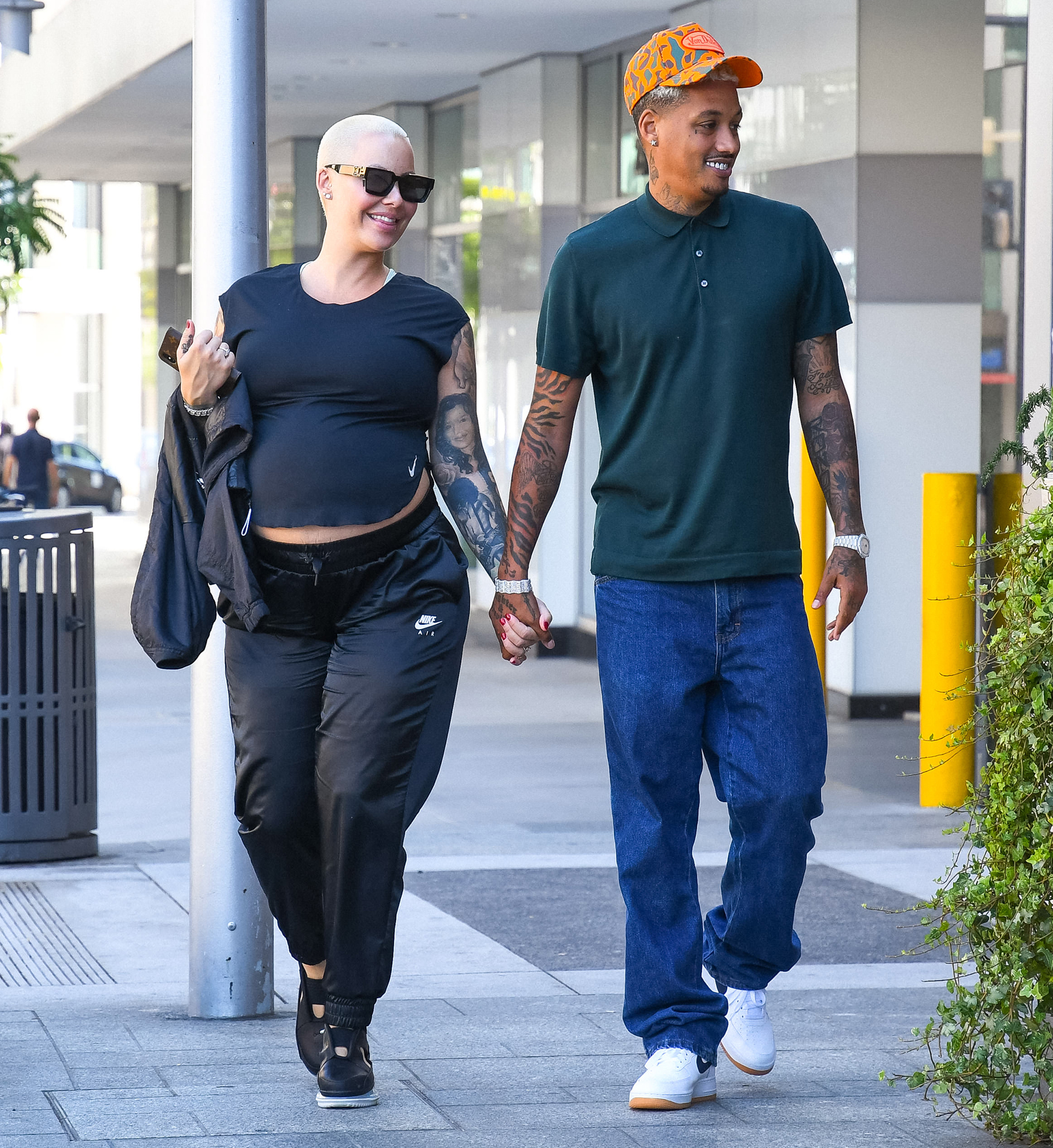 Pregnant Amber Rose A.E. AVRA Restaurant