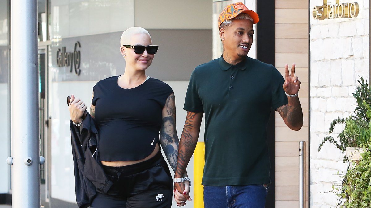 Pregnant Amber Rose A.E. AVRA Restaurant
