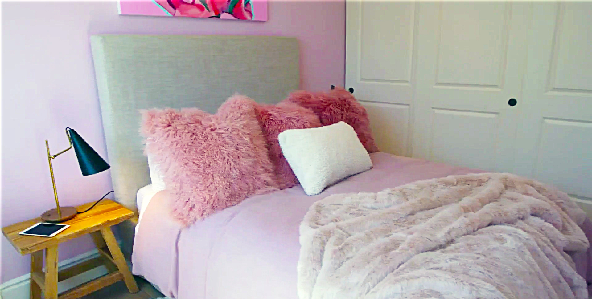 Scott Disick Penelope Pink Fluffy Dream Room