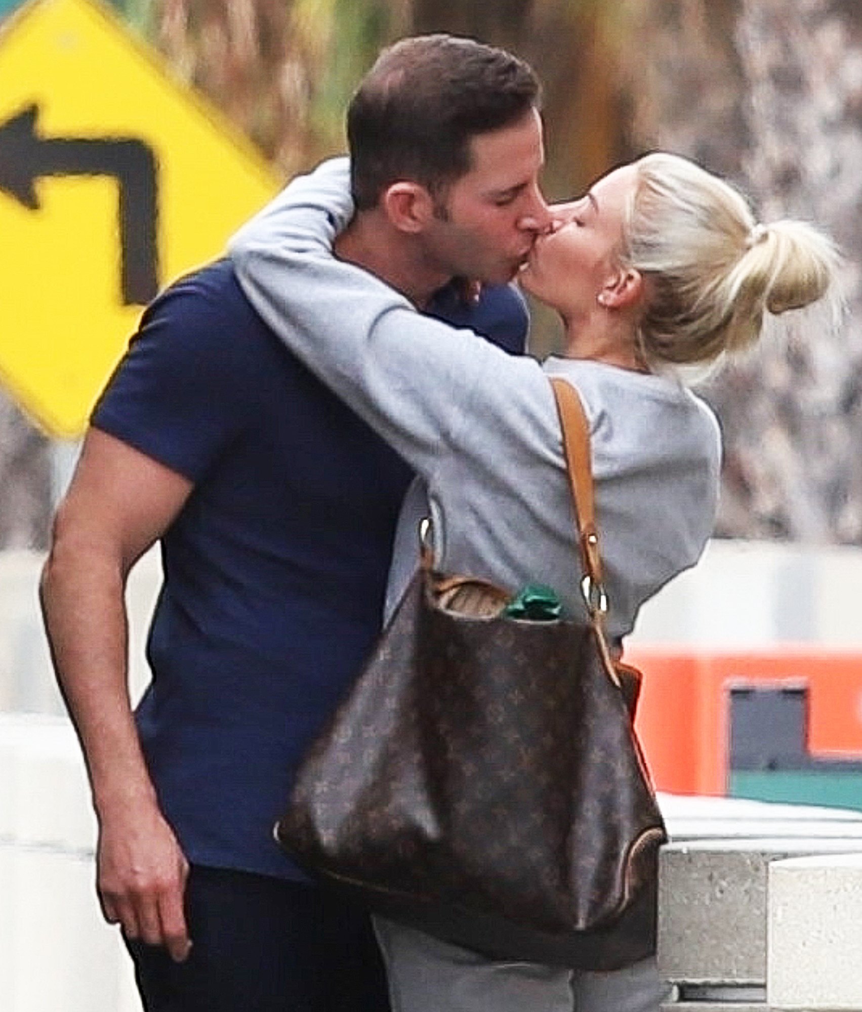 Tarek El Moussa and Girlfriend Heather Rae Young Share a Steamy Kiss ...