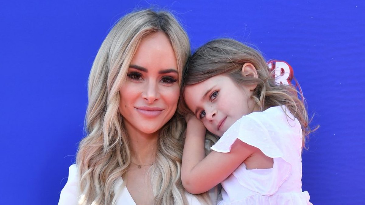 Amanda Stanton, Kinsley and Charlie