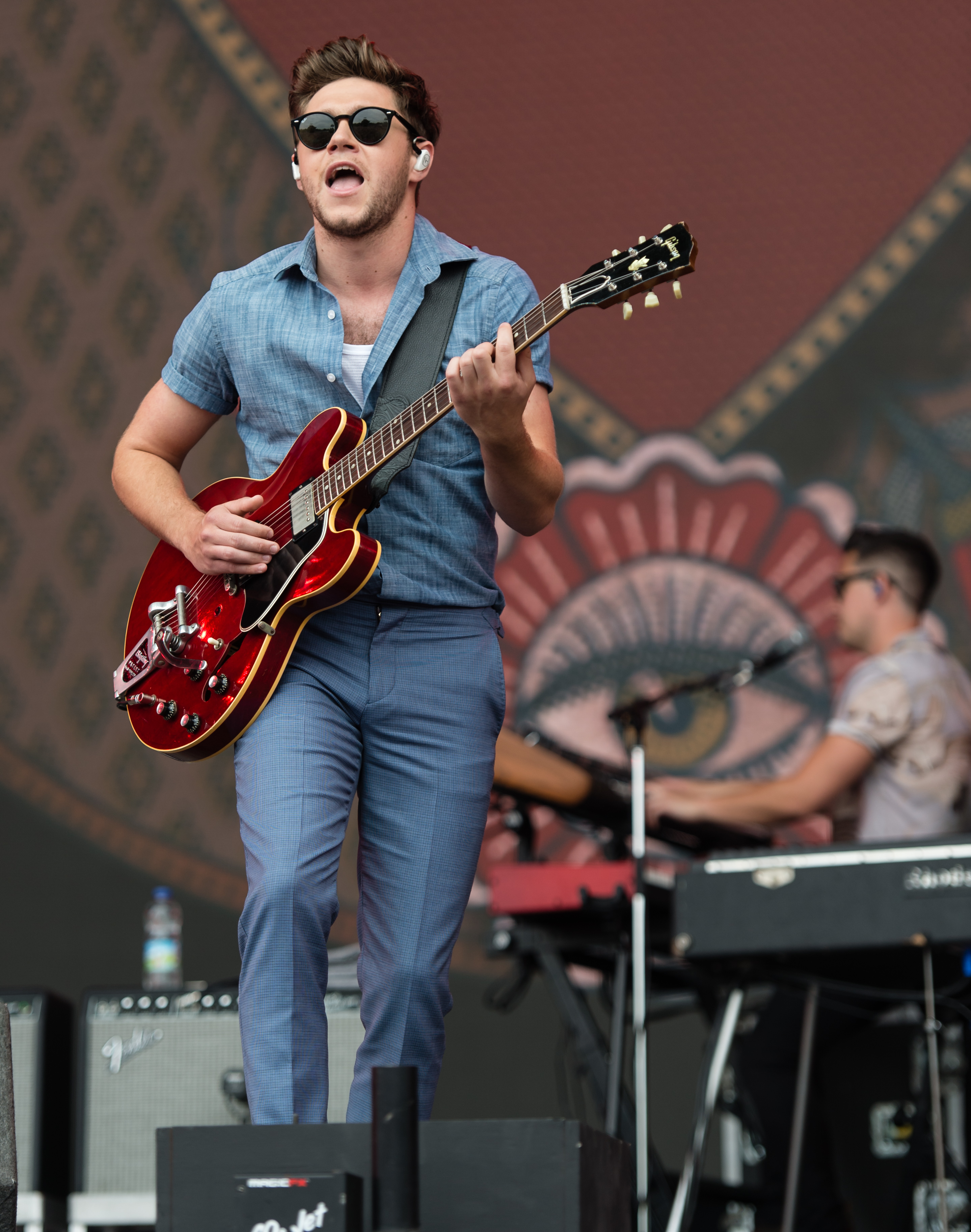 Niall Horan Performing Transformation