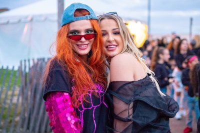 Bella Thorne, Tana Mongeau