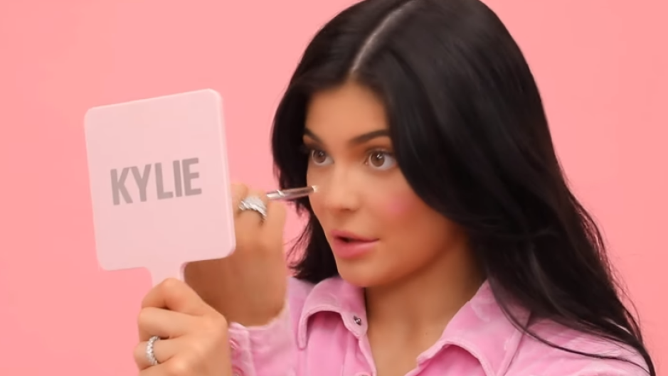 kylie-jenner-makeup-routine