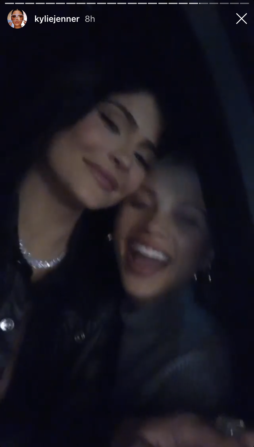 kylie-jenner-sofia-richie-j-balvin-show