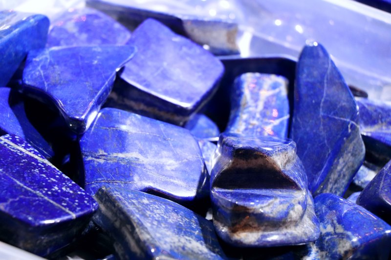 Lapis Lazuli Healing Crystals and Chakras