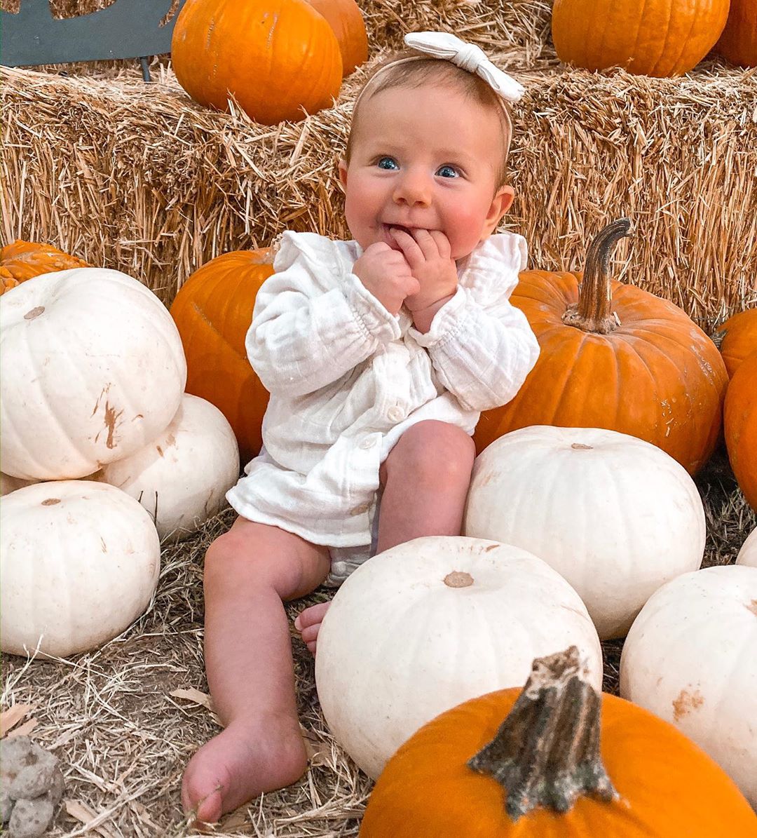 Lauren Luyendyk Takes Alessi to the Pumpkin Patch for Fall