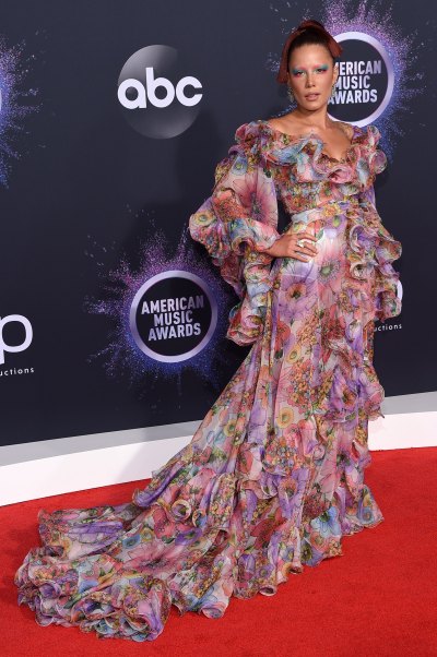 Halsey Wearing Rainbow Dress at the AMAs