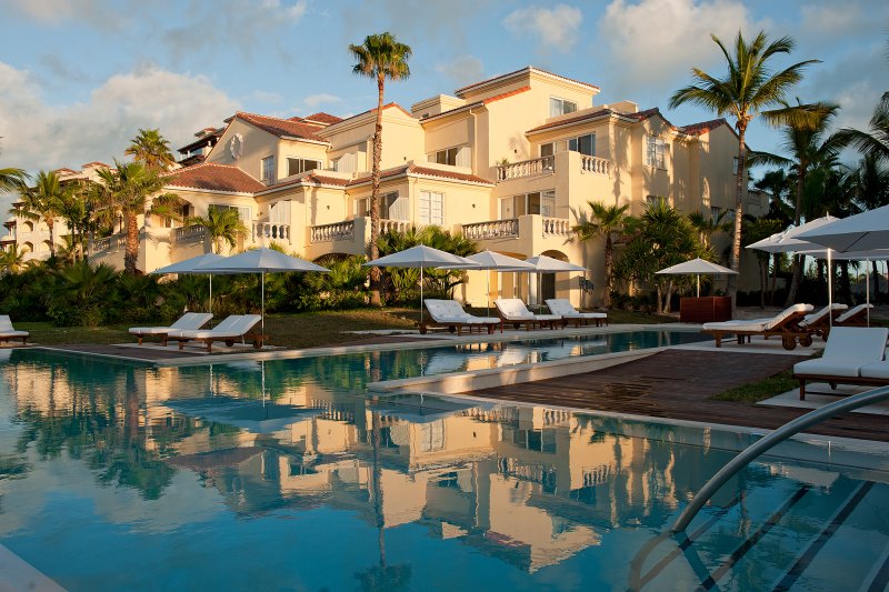 Inside-the-Caribbean-Wine-and-Food-Festival