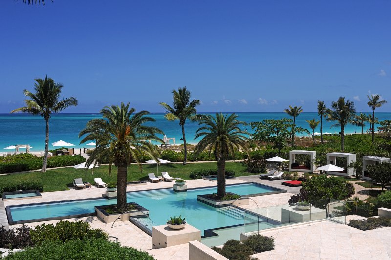 Inside-the-Caribbean-Wine-and-Food-Festival