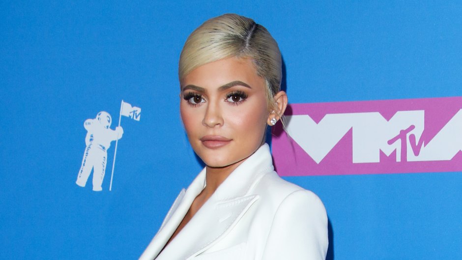 Kylie Jenner Lives by This Homemade Bone Broth and Here's Why