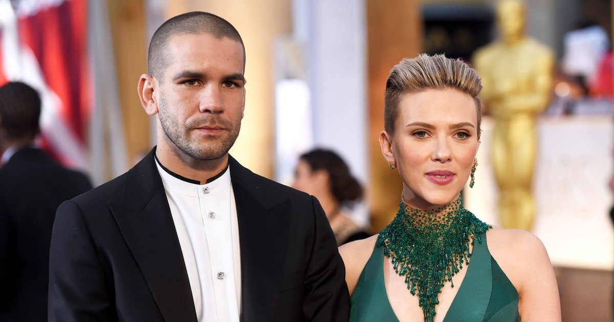 Scarlett Johansson And Ex Romain Dauriac Coparent But It S Hard