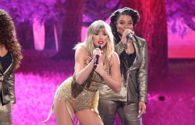 Taylor Swift on Stage at the AMAs