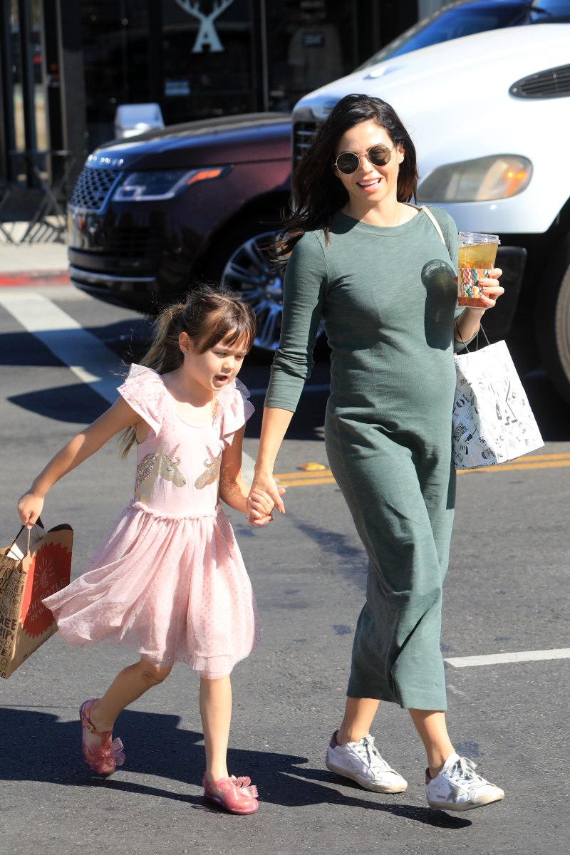Jenna Dewan and Daughter Everly Have a Lunch Date