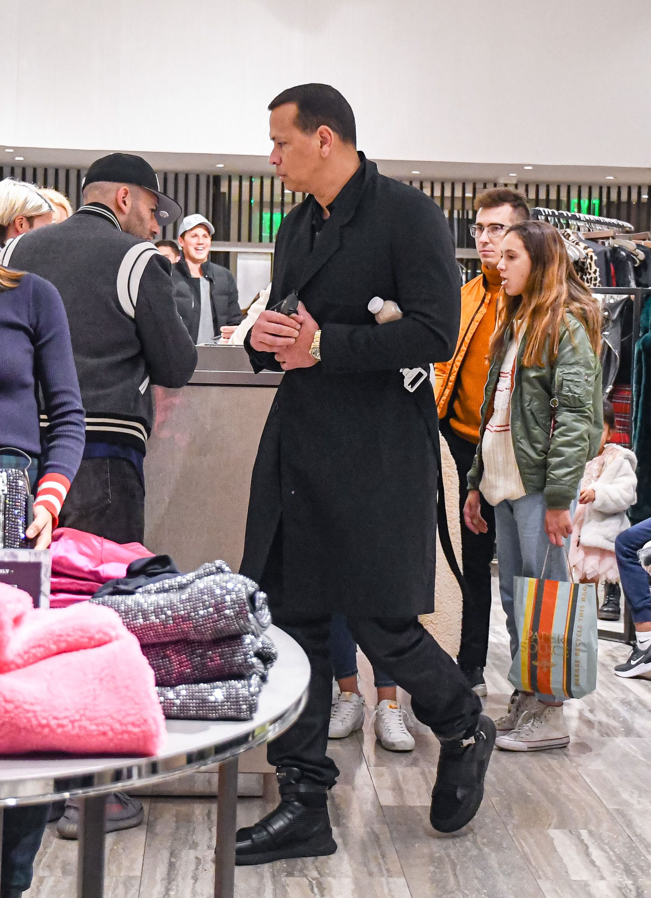 Jennifer Lopez and Alex Rodriguez Go Black Friday Shopping