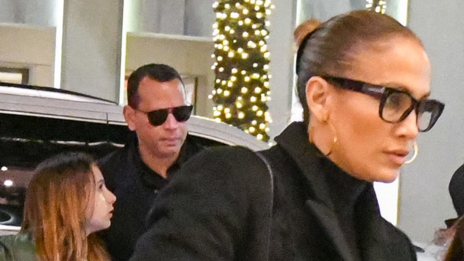 Jennifer Lopez and Alex Rodriguez Go Black Friday Shopping