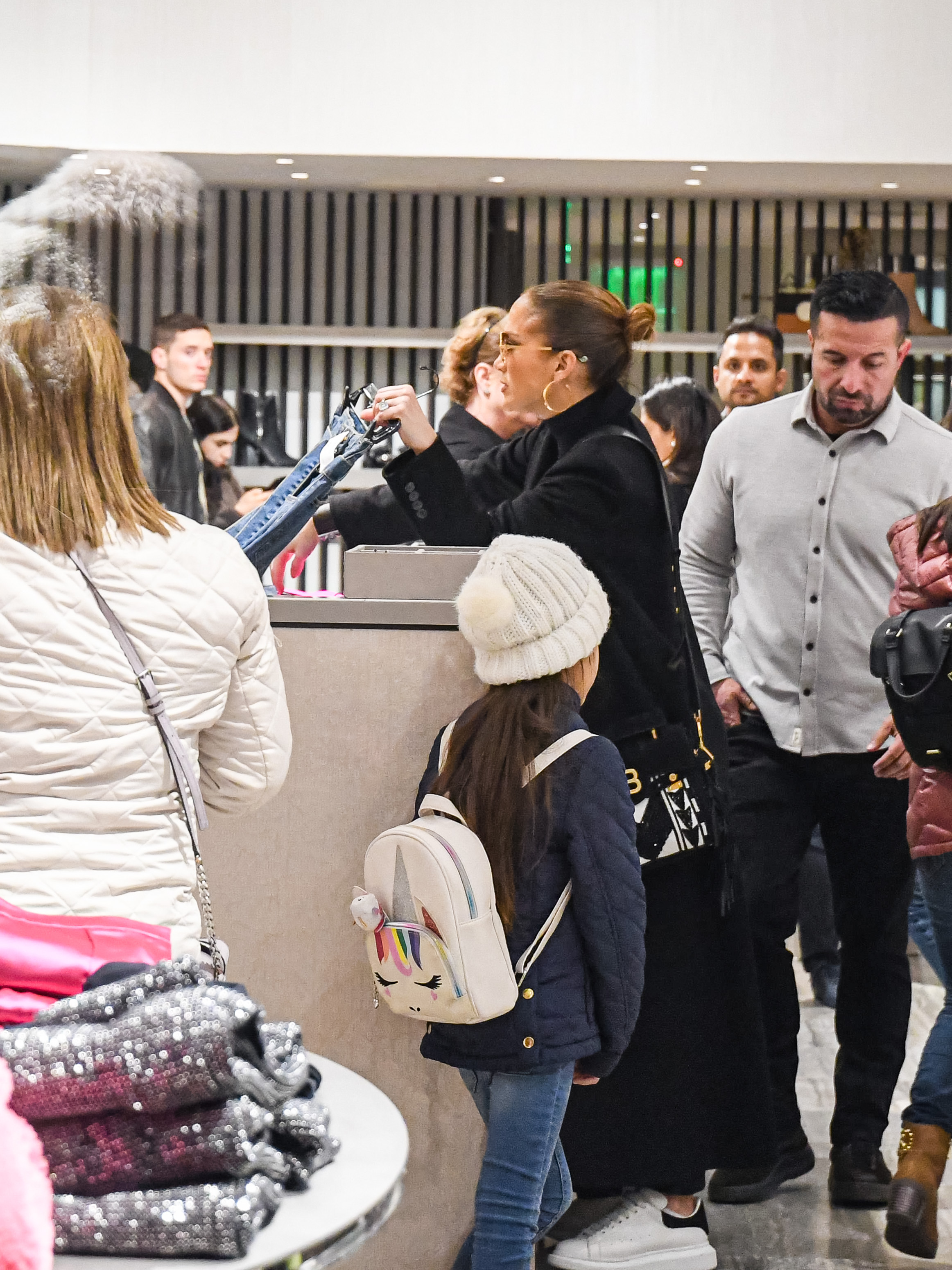 Jennifer Lopez and Alex Rodriguez Go Black Friday Shopping