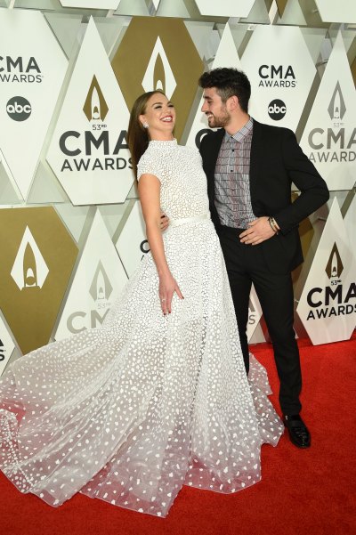 Hannah Brown and Alan Bersten Giggle on Red Carpet at CMAs