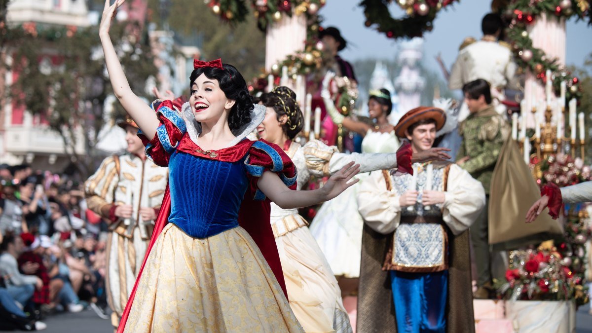 Disney Parks Magical Christmas Day Parade