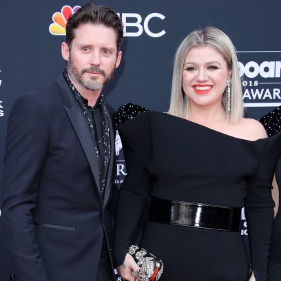 Kelly Clarkson Opens Up About Her Sex Life