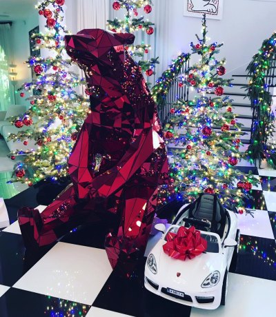 Kris Jenner's Christmas Decorations 