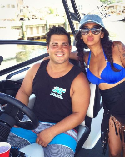 Nicole "Snooki" Polizzi Poses on a Boat With Husband Jionni LaValle