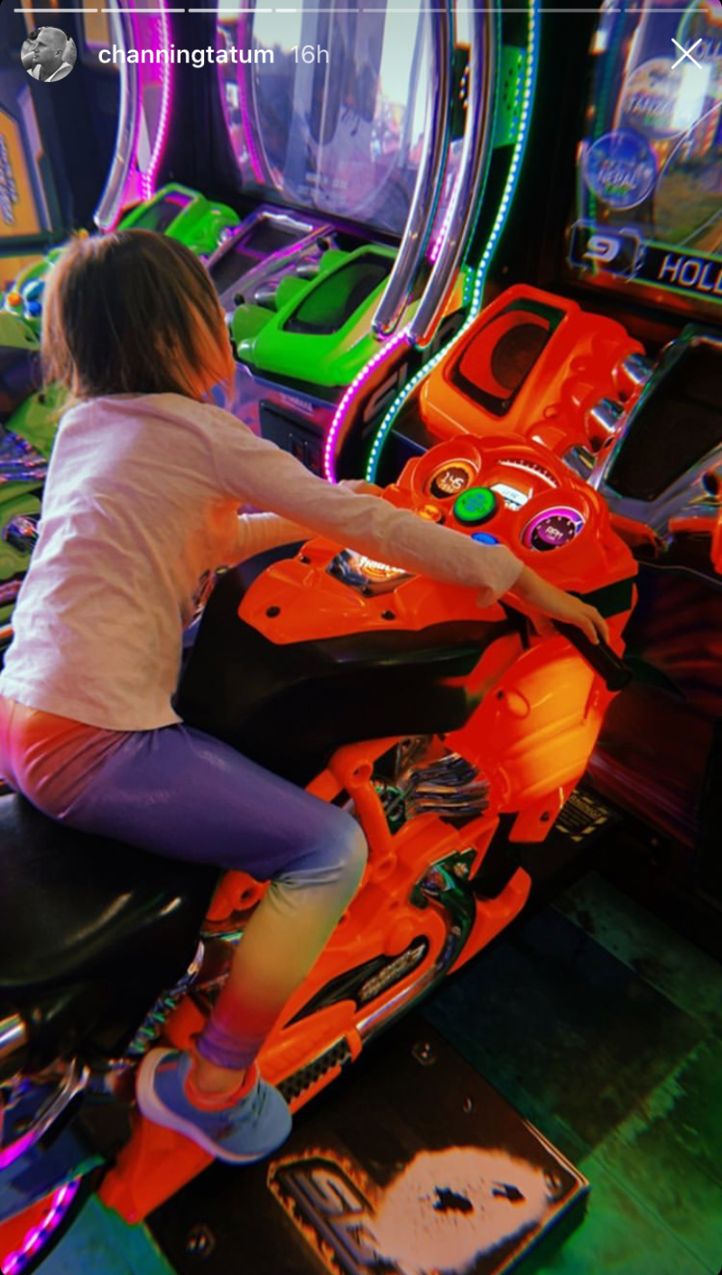 Channing Tatum and Everly Visit an Arcade