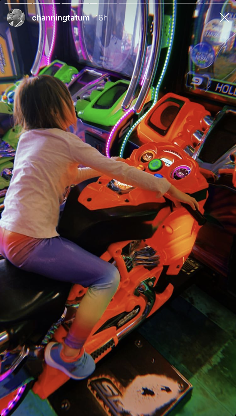 Channing Tatum and Everly Visit an Arcade