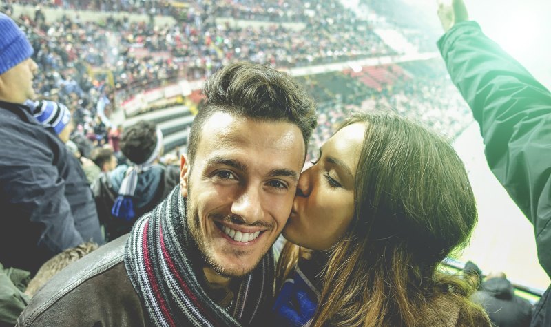 date at a sports game