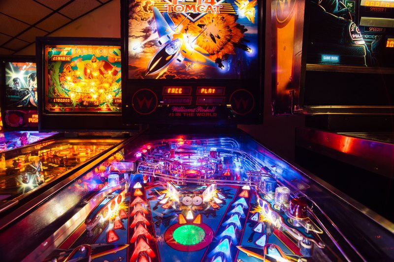 date game pinball