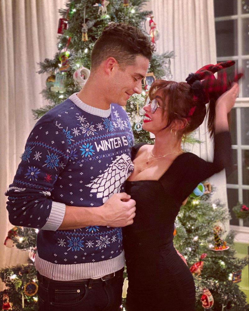 Sarah hyland wells adams christmas