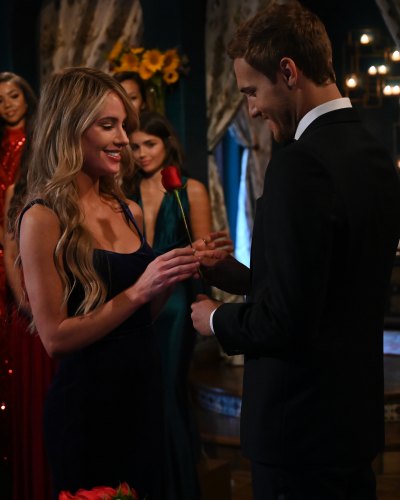 Victoria P and Alayah Fight on The Bachelor