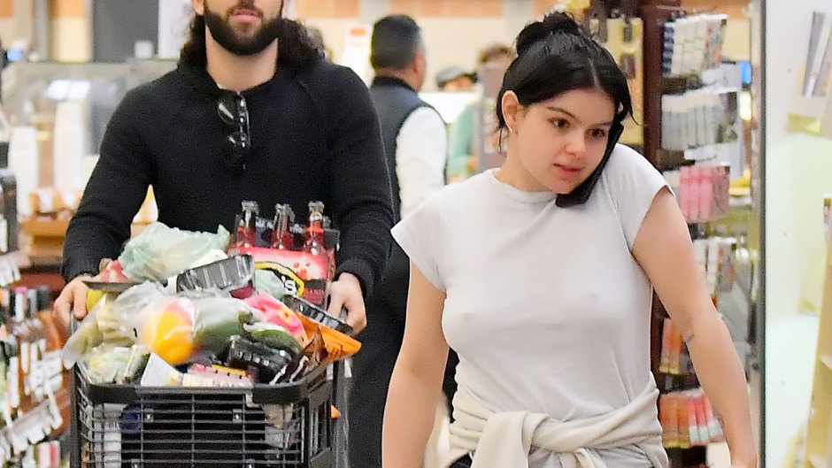 Ariel Winter Goes Braless While Grocery Shopping in Studio City